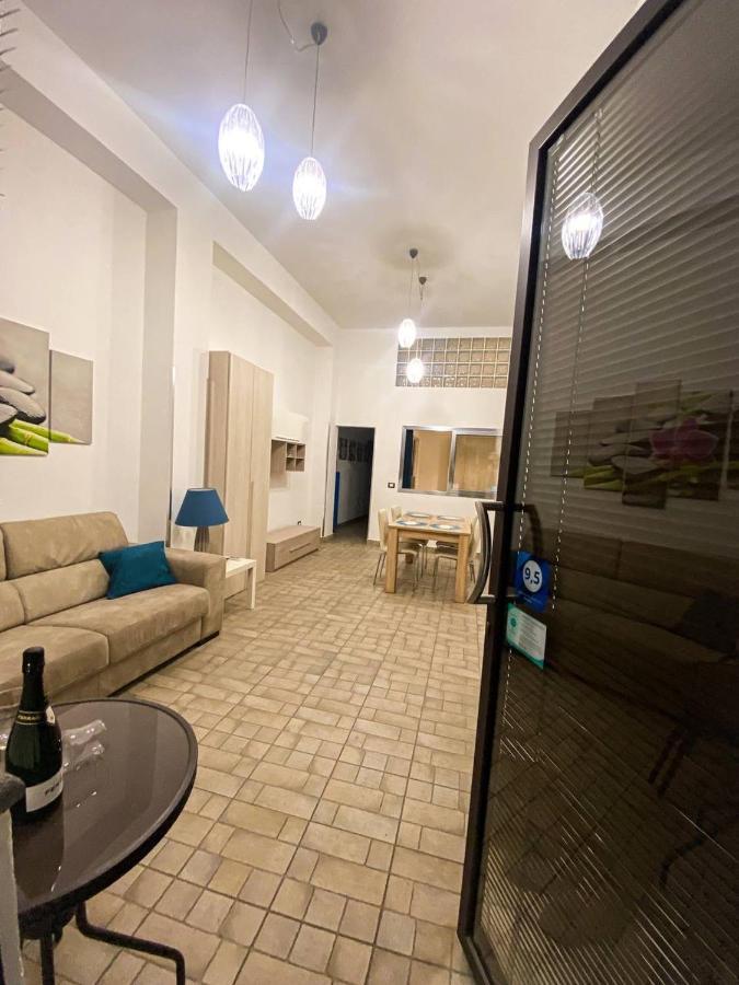 Naxos Apartments Giardini Naxos Bagian luar foto