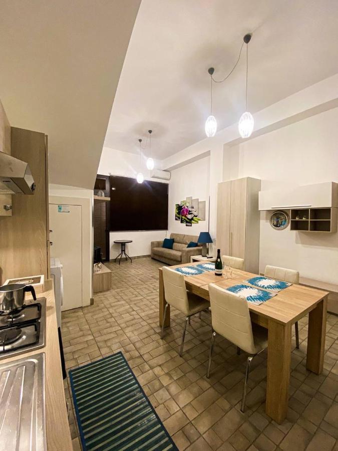 Naxos Apartments Giardini Naxos Bagian luar foto