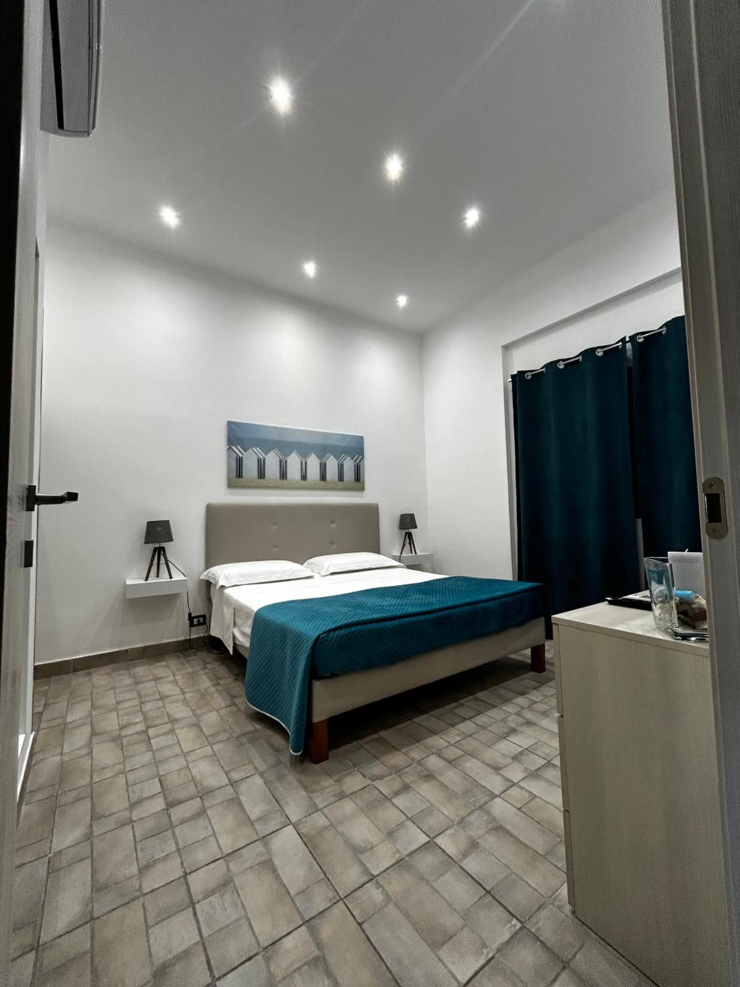 Naxos Apartments Giardini Naxos Bagian luar foto